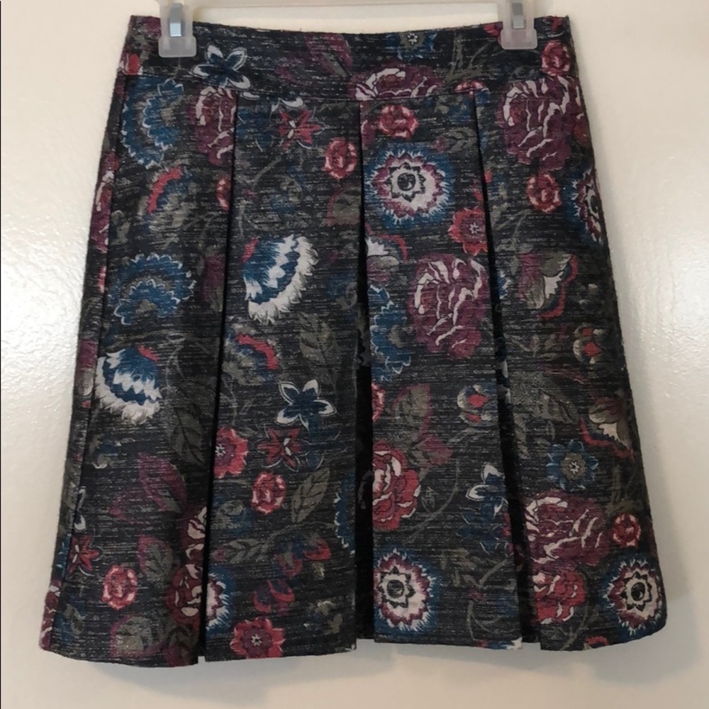Loft Skirt